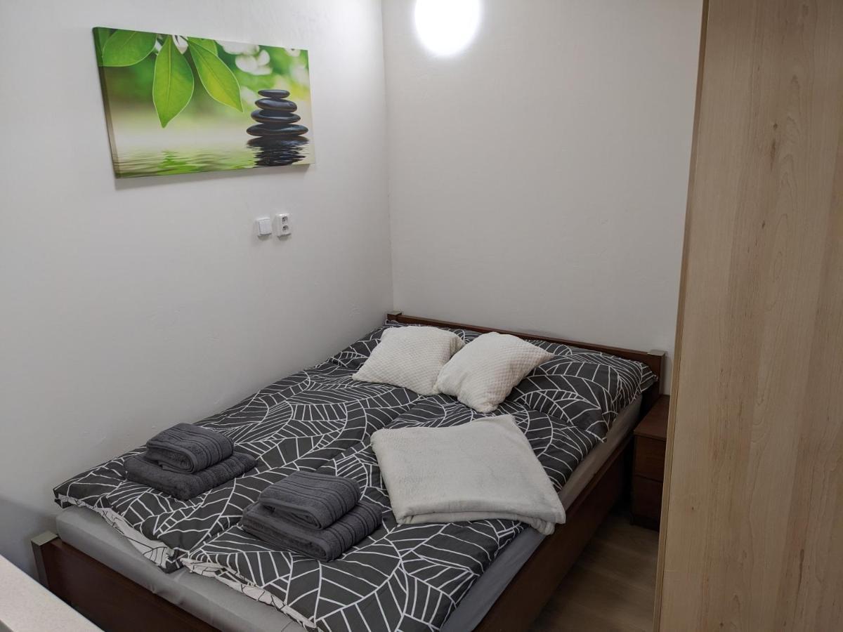 Utulne Studio U Marianskeho Udoli V Brne - Lisni Brno Luaran gambar